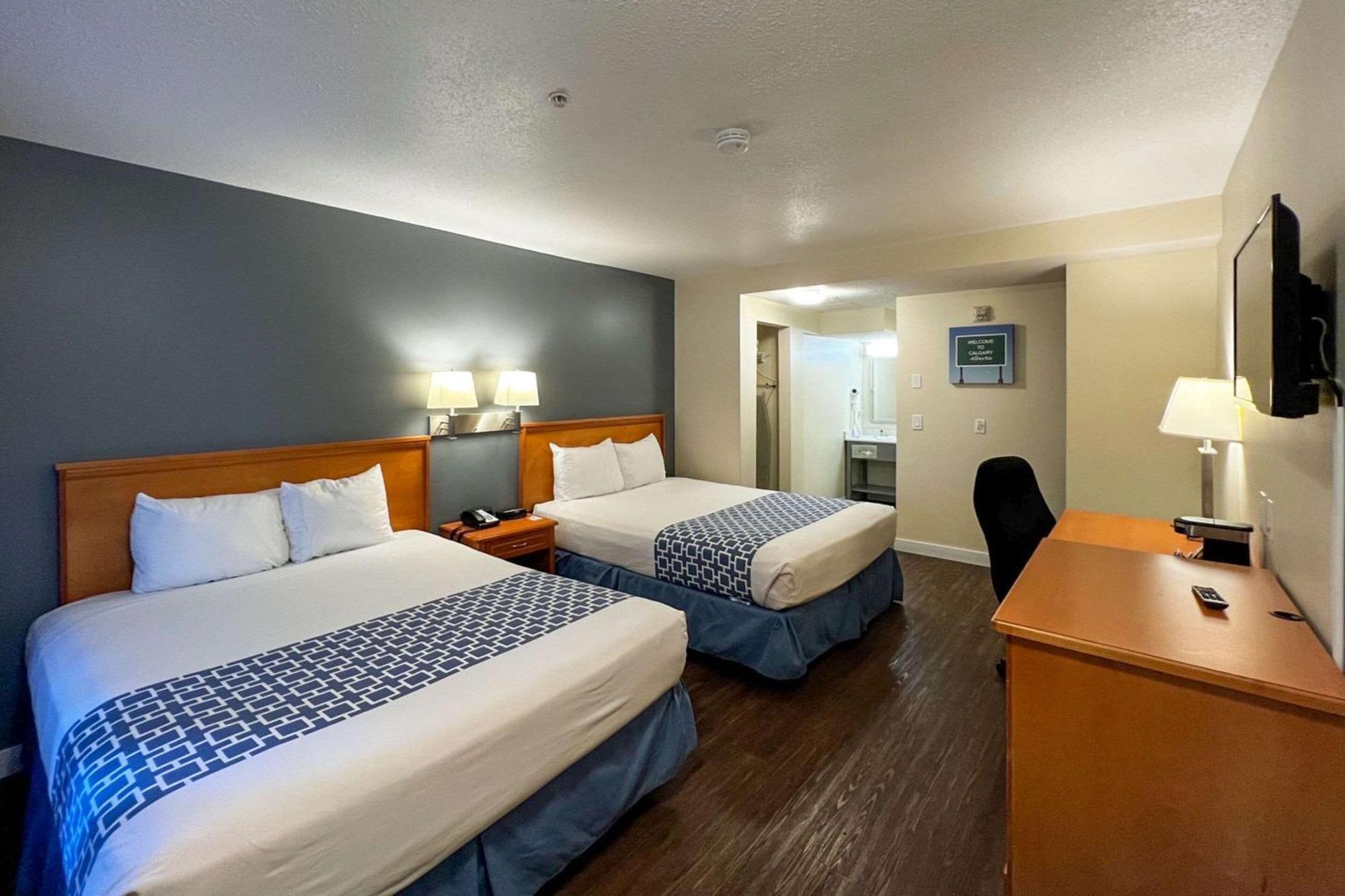 Econo Lodge Inn & Suites University Calgary Luaran gambar
