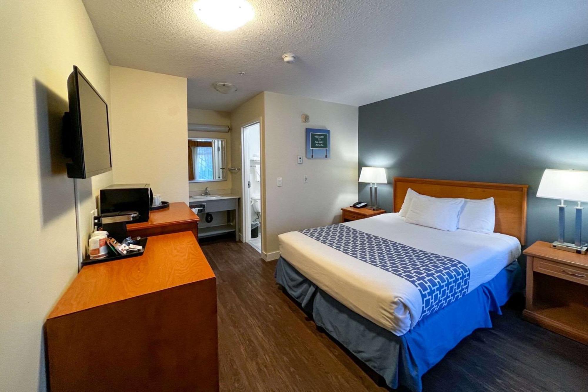Econo Lodge Inn & Suites University Calgary Luaran gambar