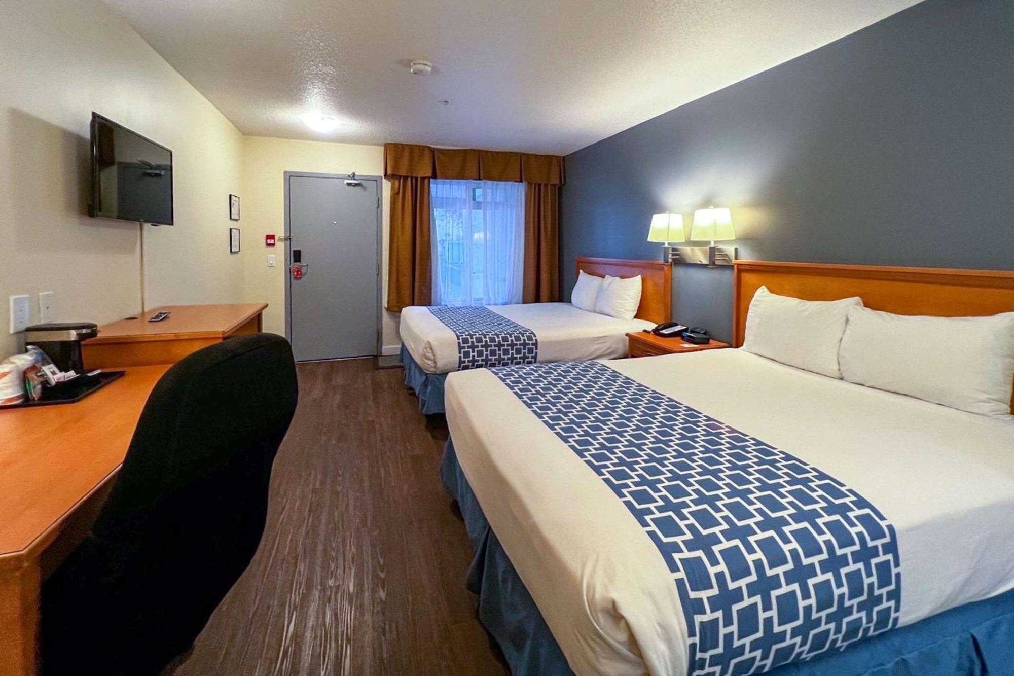 Econo Lodge Inn & Suites University Calgary Luaran gambar